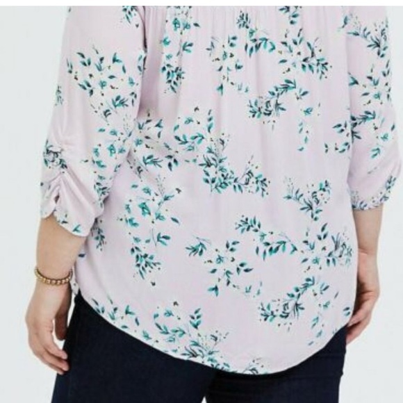 Torrid Floral Gauze Smocked Top NWT 1 - Picture 3 of 6